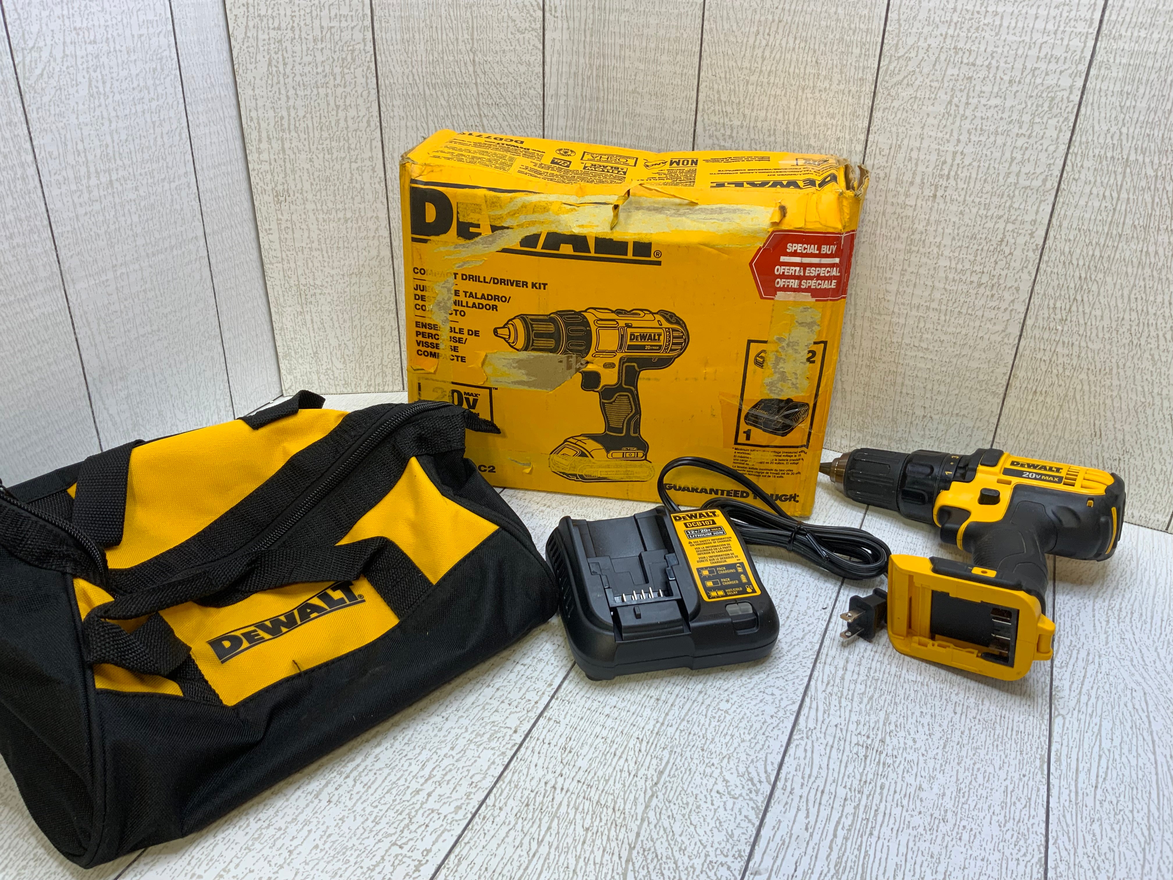 DEWALT 20V MAX Compact Cordless Drill/Driver Kit - Lithium-Ion - 1/2 inch (7936112066798)
